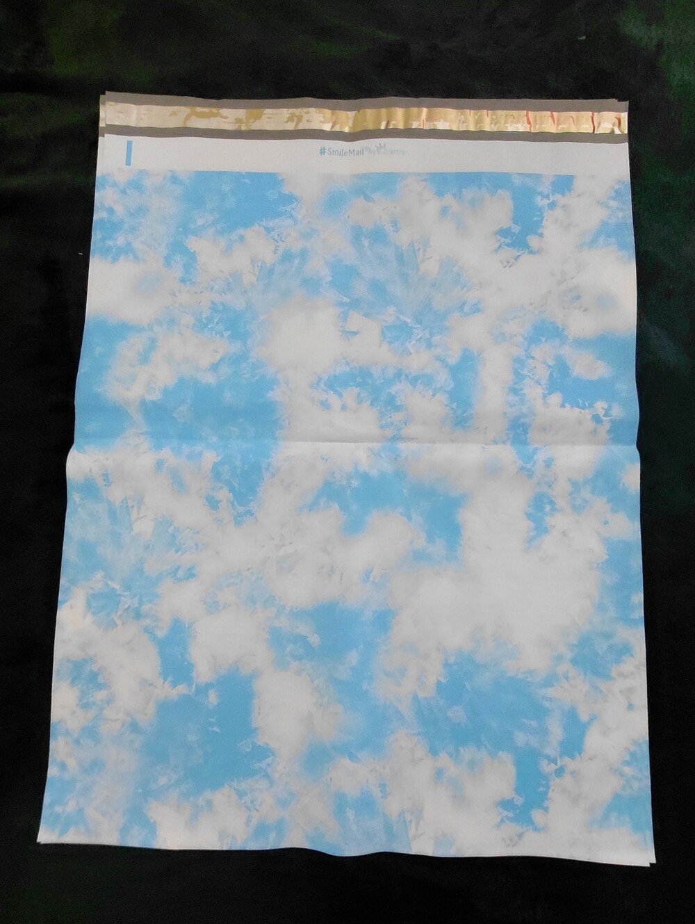 15ct. 19x24 Clouds Polymailers Random Thank You Cards/Stickers ✨️PRICE FIRM✨️ - Picture 4 of 4